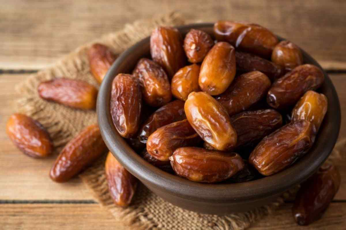 خرما زاهدی